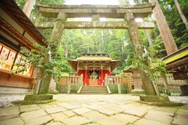 鳳来寺山東照宮